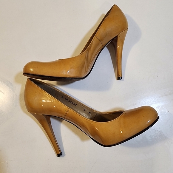 STUART WEITZMAN Women's Patent Leather High Heels Cream Shoes size 8 - Picture 11 of 13